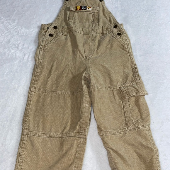 Winnie The Pooh & Tigger Corduroy Overalls in size 24 months - Picture 1 of 8